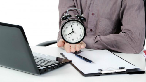 Чи потрібно контролювати співробітників у робочий час?