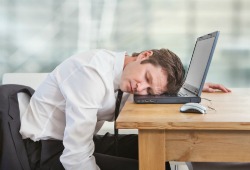 Как справиться с «синдромом хронической усталости»? (блиц-опрос)