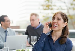 Как побороть телефонофобию при разговоре с работодателем? (блиц-опрос)
